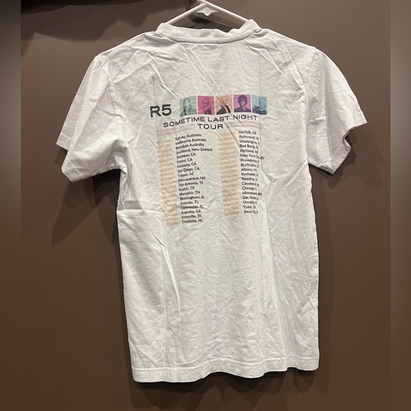 R5 Vintage Tour Tee Size Small - Picture 2 of 2
